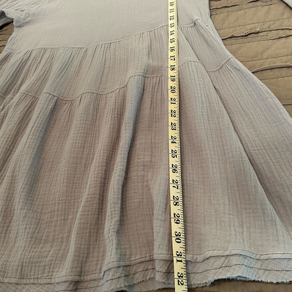 Dress - Picture 7 of 7